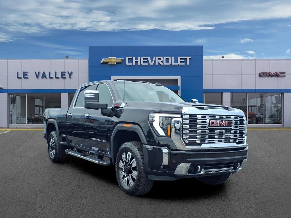 2026 GMC Sierra 2500 HD Denali in Onyx Black — front three-quarter view